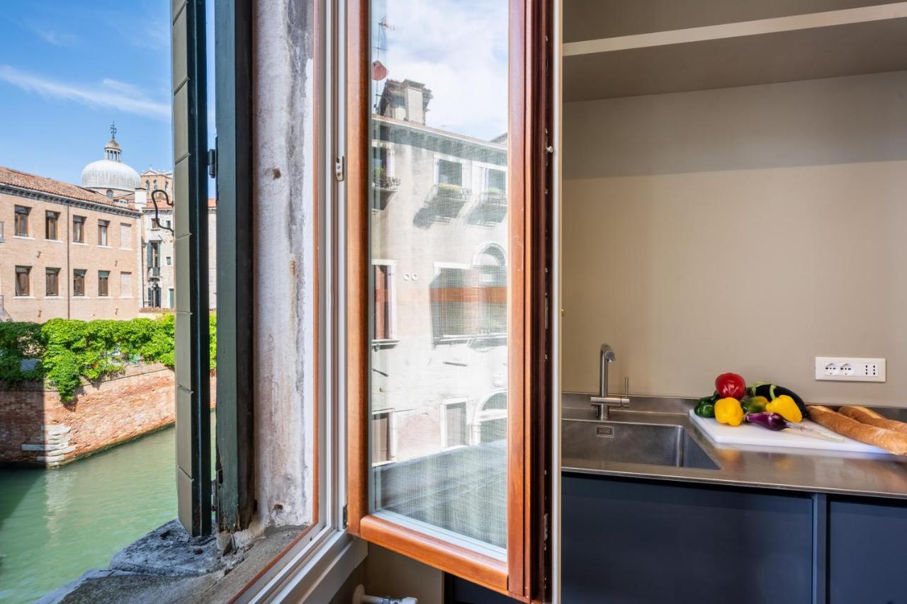 Palazzo Borgoloco Apartman Velence Kültér fotó
