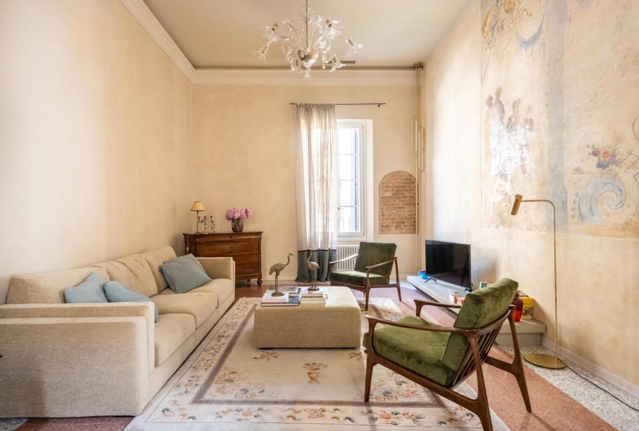 Palazzo Borgoloco Apartman Velence Kültér fotó