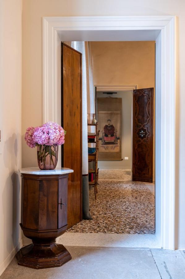 Palazzo Borgoloco Apartman Velence Kültér fotó